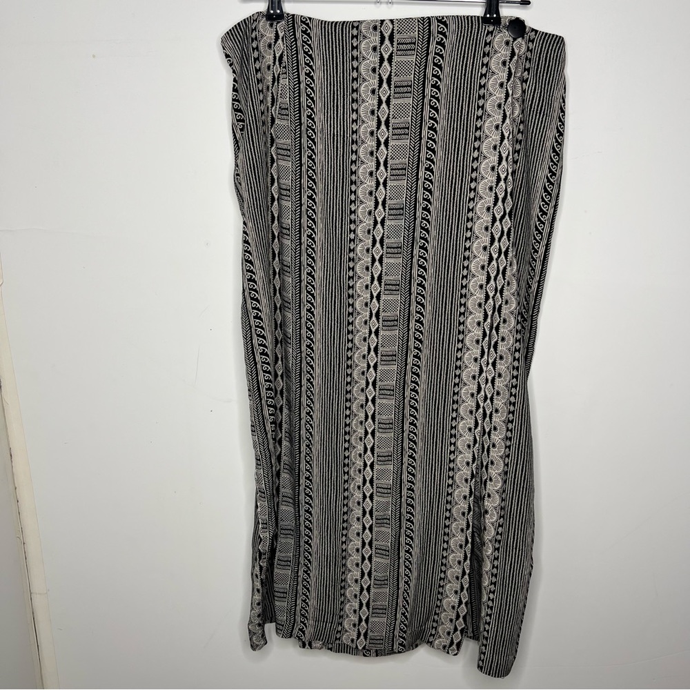 Vintage 90s Midi Wrap Skirt Black and White Boho Print
